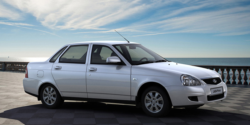 Обзор на автомобиль Лада Приора седан, первого поколения