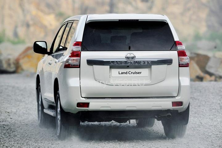 2014-Toyota-Land-Cruiser-Prado